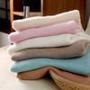 Ropa exterior cálida holgada nueva tops de otoño e invierno talla grande cuello medio alto manga larga camiseta básica 2025 tejido de punto para mujer