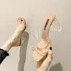 Sandálias Transparentes para Mulheres Estilo Primavera 2025 Sandálias de Salto Grosso de Uma Tira Salto Super Alto Salto Agulha Feminino Solas de Borracha