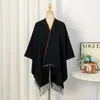 Nueva capa cálida de color liso con borde triangular cosido y abertura para viajar a Sichuan y Tíbet, chal de un solo color para comercio transfronterizo
