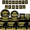 Nuevos Suministros de Decoración para Fiesta Temática de Temporada de Graduación 2026 Platos de Papel Oro Negro y Oro Blanco, Manteles y Juego de Vajilla