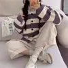 Otoño e Invierno Nuevo Coreano Algodón Cachemira Estilo Universitario Puntada Rayada Cuello Redondo Cárdigan Estilo Perezoso Jersey Abrigo Reductor de Edad Mujer
