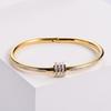 Pulsera de acero de titanio estilo coreano estilo europeo y americano con incrustaciones de pedrería interruptor de tornillo joyería sencilla de acero de titanio al por mayor