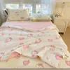 Cachorro de Canela Mat de Resfriamento de Seda Gelada Látex Colcha de Verão Conjunto de Quatro Peças Novo Modelo 2025 Lençol de Cama Conjunto de Três Peças Roupa de Cama Infantil