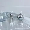 Titanio ASTM F-136 bola con base en forma de arco, soporte hueco de tres puntas, accesorio de cabeza para piercing labial con rosca interna de titanio G23
