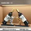 Enfeite Porta-Vinho Urso Violento para Armário de Vinho, Rack de TV, Sala de Estar, Hall de Entrada, Aparador, Estante de Exposição, Decoração de Casa, Luxo Leve