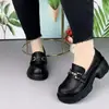 Mocasines de plataforma estilo británico con suelas gruesas y aumento de altura, nuevos zapatos versátiles para mujer de otoño 2026, piel suave, suela blanda