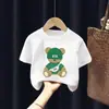 Camiseta de Algodão Puro para Meninos Manga Curta Estilo Verão 2026 Novo Estilo Top Bonito para Crianças Médias e Grandes Camiseta Casual Manga Meia para Meninos