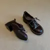 Mocassins de Pele de Carneiro Estilo College Britânico Retro com Cadarço Versáteis Fashionáveis de Salto Médio para Mulheres com Saltos Grossos