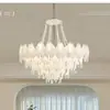 Lámpara de araña para sala de estar de lujo ligero y elegante estilo francés, lámpara de araña de cristal para dormitorio color crema, lámpara de iluminación de comedor nueva de alta gama color rosa