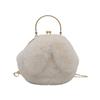 Bolsas Populares de Inverno para Mulheres 2025 Nova Moda Nicho Bolsa Transversal com Corrente Orelhas de Coelho Bolsa Fofa Peluda