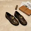 Mocasines de Moneda Dorada para Mujer Punta Redonda Tacón Bajo Estilo Británico Zapatos Pequeños de Cuero Pulido Desgastado Slip-on Planos Mate Zapatos de Mujer Piel Genuina