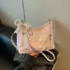 Bolsa Casual de Grande Capacidade para Comércio Exterior Feminina 2026 Nova Popular Versátil Bolsa de Ombro Estilo Coreano INS Bolsa Transversal tipo Balde