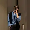 Nova Camisa Jeans Masculina 2025 com Mangas Longas, Design Único, Camisa Casual em Estilo de Hong Kong e Japonês, Corte Solto, Jaqueta Versátil