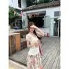 Nova Camiseta de Manga Curta com Renda 2025 para Mulheres, Suéter de Verão Suave Slim Fit com Decote V Curto para Mulheres