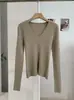 Top de punto KEKEZOON de corte ajustado con cuello en V, capa base versátil de color liso para otoño, elegante camisa de manga larga 9152