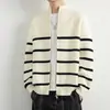 Suéter de punto para hombre con cuello alto y media cremallera a rayas blancas y negras, chaqueta pullover de punto informal de otoño e invierno, estilo perezoso, corte holgado