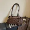 Bolso de Axila Estilo Británico Europeo para Chica Popular para Mujer Otoño Comercio Exterior Retro Versátil Bolso de Motocicleta Bolso de Hombro Único Casual