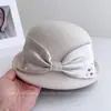 Sombrero de pescador de lana con ala enrollada, estilo Hepburn, con mariposa de pedrería y nudo, para mujer, sombrero de fieltro versátil para moda de otoño, sombrero de copa retro elegante, moderno