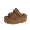 Novos sapatos preguiçosos peludos slip-on de sola grossa 2026 para mulheres, sapatos peludos de bico redondo com pérolas, sapatos de algodão outono e inverno com laço