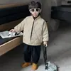 Jaqueta Infantil Outono Inverno Aveludada Espessa Jaqueta Baseball 2026 Novo Estilo Tendência Cool Estilosa Bebê Quente