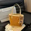 Bolso de Mujer para Viajes Diarios Gran Capacidad Invierno Nuevo Bolso de Lana de Cordero Bolso de Hombro Versátil Diario de Ante y Lana para Mujer