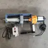 Máquina enrolladora de invernadero Autoblocante Hierro fundido Apertura superior Máquina enrolladora Rodillo de película eléctrico Levántador de granja