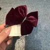 Pinza de Plátano con Lazo de Terciopelo Retro y Brillo Fino Moda Lujo Ligero Clip Vertical para Cola de Caballo Alta