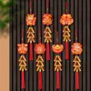 2026 Año del Caballo Petardos Colgantes Decoraciones de Año Nuevo Festival de Primavera Sala de Estar Danza del León Banderas Rojas Colgantes de Puerta Arreglo