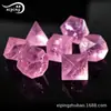 Directo de Fábrica Juego de 7 Piezas Dados DND Dungeons & Dragons Cristal Poliedro Ráfaga Escarchada Rosa Profundo