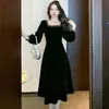Vestido de terciopelo estilo Hepburn francés para tallas grandes de mujer, otoño e invierno, vestido largo vintage adelgazante y que disimula la barriga para damas de tallas grandes