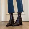 Botas Slim Novo Estilo 2025 Estilo Britânico Retrô Outono e Inverno Bico Quadrado Salto Alto Botas Curtas Botas Botas Curtas Femininas Salto Grosso