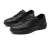 Sapatos Masculinos Respiráveis, Estilo Fino Transfronteiriço, Sola Macia, Superfície Macia, Sapatos Casuais de Couro Masculinos, Sapatos Pretos Guerreiros com Cadarço Modernos e Versáteis para Homens