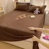 Sábana de cama de color liso de terciopelo de leche engrosado, pieza única, forro de sábana individual infantil de forro polar coral de invierno, superficie afelpada, juego de tres piezas