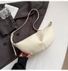 Exquisita y de Alta Gama Bolsa Dumpling de Cuero Suave para Mujer 2025 Nuevo Diseño Nicho Ligero Color Puro Bolso Bandolera de Hombro Único Bolsos