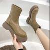 Botas Curtas Femininas 2025 Primavera e Outono Novo Trendy Versátil Botas Martin Plataforma Solado Grosso Inverno Slim Botas Curtas Trendy