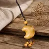 Sândalo Verde e Sândalo Dourado Estrela e Lua Escultura em Madeira Pequeno Pingente Ornamento DIY Chaveiro Decoração para Pendurar