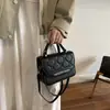 Bolsas cruzadas pequeñas estilo japonés y coreano para mujer, nueva colección otoño 2026, bolsos de hombro modernos y versátiles, venta al por mayor, patrón de diamantes