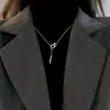 Collar Cuadrado Entrelazado de Acero de Titanio para Mujer, Cadena para Suéter Nueva Otoño e Invierno 2023, Diseño de Lujo Ligero, Accesorio Largo