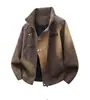 2026 Nueva Chaqueta Tie-Dye Otoño Corte Holgado Versátil para Pareja Chaqueta de Cuero PU con Cuello Alto para Hombre Chaqueta Vintage de Trabajo
