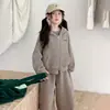 Conjunto de niña para primavera y otoño 2026, nueva ropa exterior infantil elegante y moderna, colección de otoño, conjunto de dos piezas con capucha para niños mayores