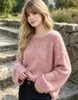 Suéter suelto de mohair multicolor con cuello redondo para mujer, nuevo top de punto suave de felpa estilo perezoso con hombros caídos y manga larga para otoño e invierno