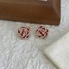 Pendientes Xiaoxiang de estilo medio antiguo pendientes de camelia roja pendientes elegantes para socialité únicos pendientes de alta calidad pendientes suaves franceses