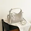 Super Quente Essenciais de Escritório Bolsa Tote Pequena Feminina 2026 Nova Popular de Verão Textura Trançada Bolsa de Ombro Único Bolsa Transversal para o Trabalho