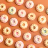 Yqt Mini Rosca Artificial Comida em Miniatura Brinquedo Material Artesanal DIY Cola de Creme Resina Mini Acessórios