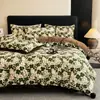 Juego de Cama de Felpa de Leche Engrosada de Invierno de Cuatro Piezas Sábana Completa de Terciopelo Estampado Estilo Pompón de Pelo de Conejo Juego de Tres Piezas Estilo Sábana Ajustable