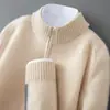 Novo Suéter Masculino Outono/Inverno 2026 100% Lã Pura com Zíper Meio Alto e Design Patchwork, Suéter de Tricô Versátil com Gola Redonda
