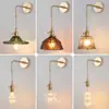 Luminária de Parede de Latão e Vidro para Cabeceira Lâmpada Longa Dourada Simples Criativa Moderna Nórdica Iluminação de Balcão de Bar de Quarto Lâmpada de Pétala de Luxo