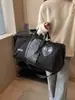 Bolsa de Hombro, Bolsa de Viaje para Hombres y Mujeres, Gran Capacidad, Bolso de Fitness a la Moda, Bolsa de Equipaje, Mochila Deportiva de Viaje, Hombro Cruzado Único, Ligero