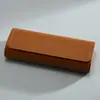 Lote de fábrica PU Couro Car Line Handmade Óculos Estojo JP Fine Lines Resistente à compressão Óptica Presbyted Caixa de armazenamento de flores para impressão