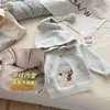 Moletom com capuz estilo elfo, forrado com fleece e espessado, para meninos e meninas, novo estilo 2026, moletom infantil versátil para outono e inverno